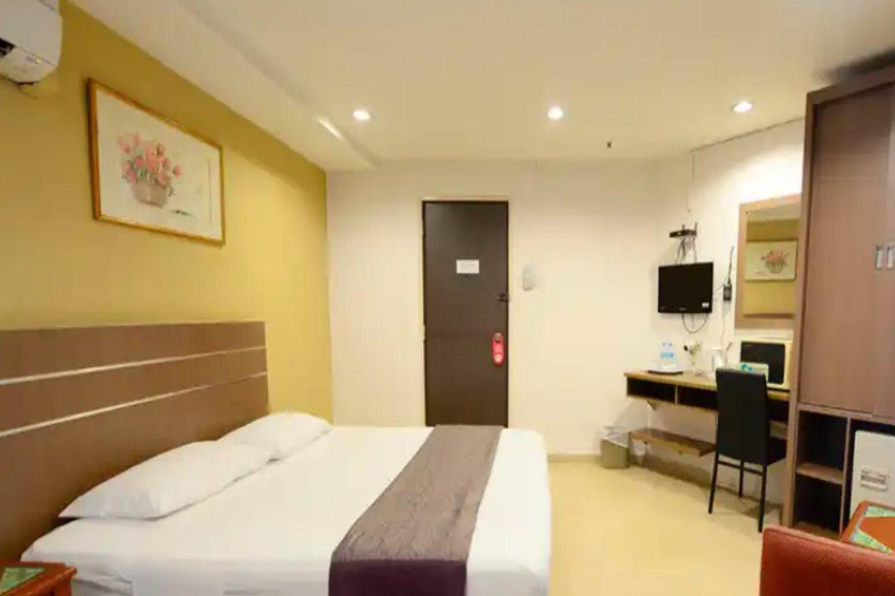 Oyo 106 Beach Hotel 싱가포르 외부 사진