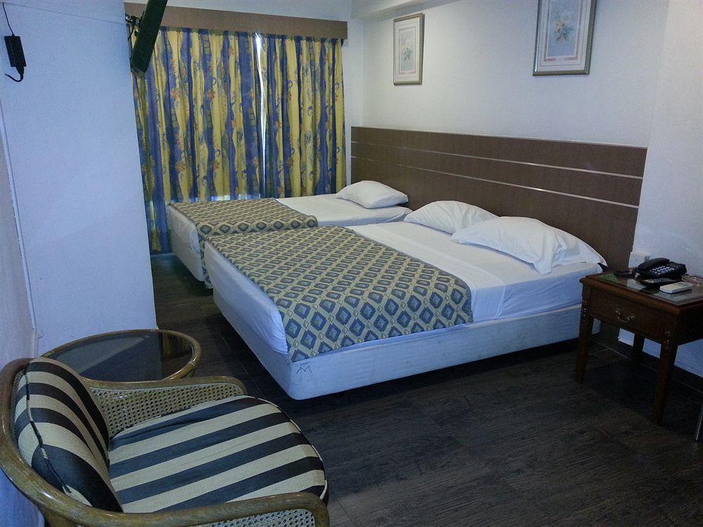 Oyo 106 Beach Hotel 싱가포르 외부 사진