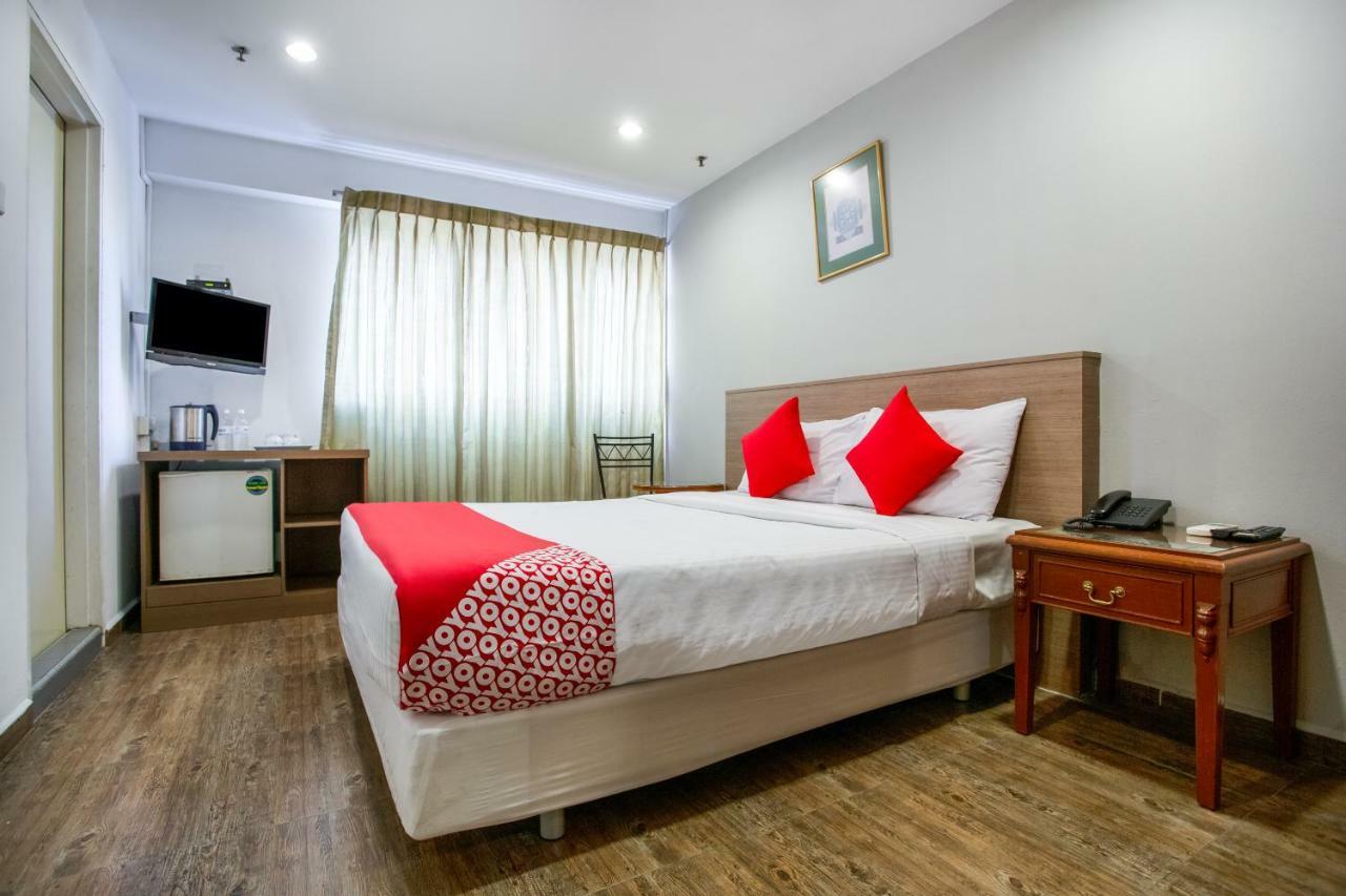 Oyo 106 Beach Hotel 싱가포르 외부 사진