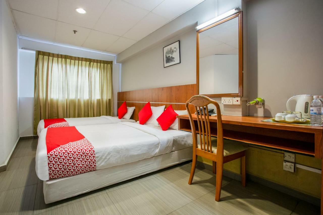 Oyo 106 Beach Hotel 싱가포르 외부 사진